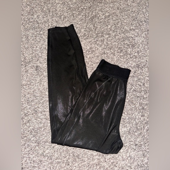 Victoria’s Secret PINK! Active Black & Shimmer Shine Fit Leggings Size Small - Picture 5 of 8